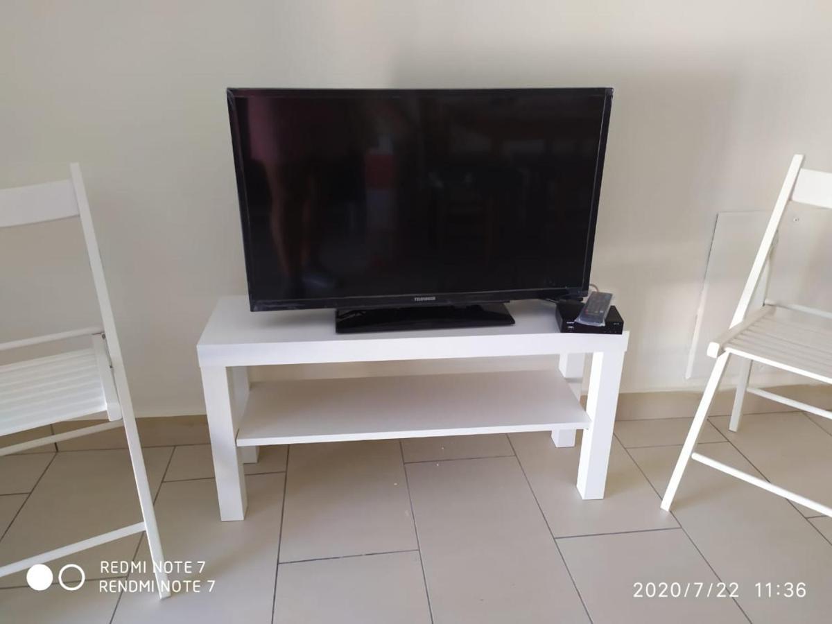 Fotis Apartment *