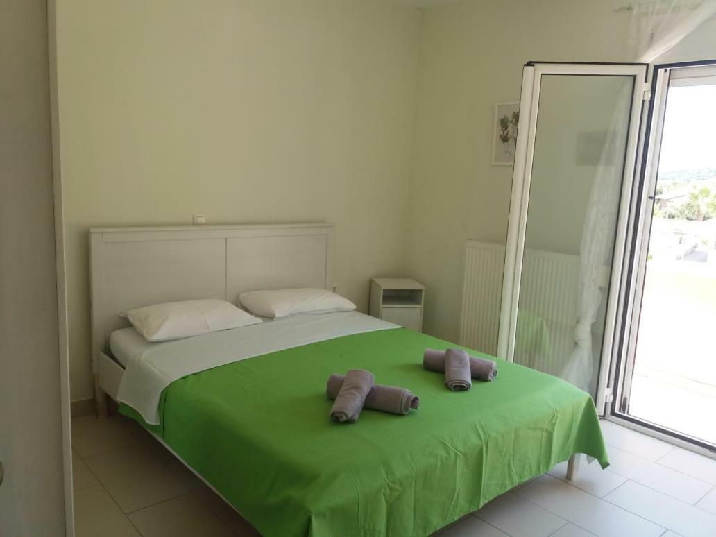 Fotis Apartment *